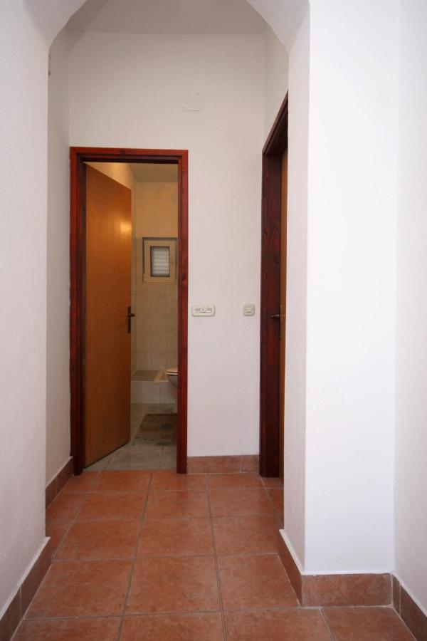 Apartments By The Sea Metajna, Pag - 6351 Esterno foto